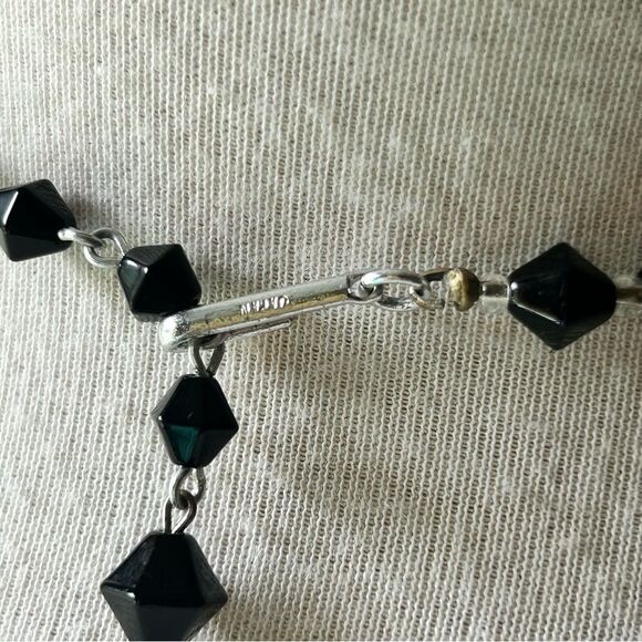 Vintage Jet Black Faceted Glass Beaded Neckace - Picture 2 of 7